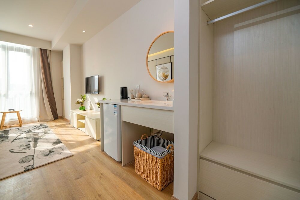 Фото Suisse Place Shanghai