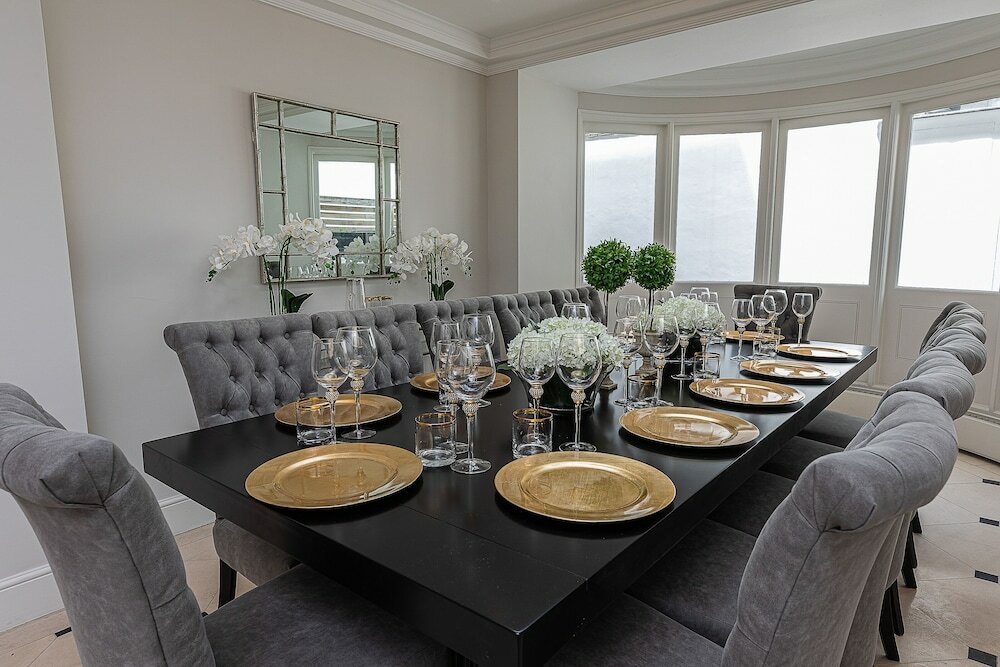 Фото Altido Stunning 6-bed house near Harrods in Knightsbridge