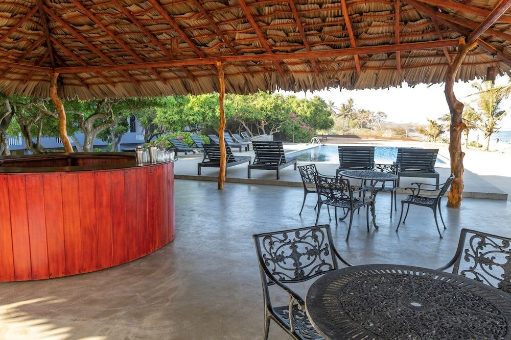 Фото Peacock Beach Resort & SPA