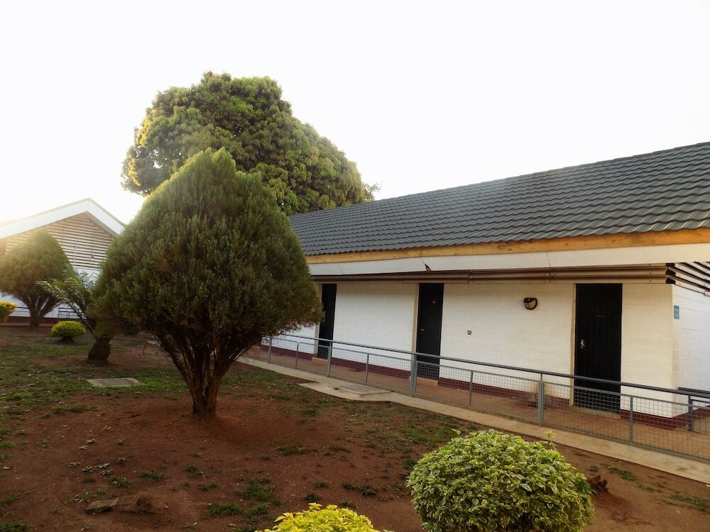 Фото Soroti Hotel