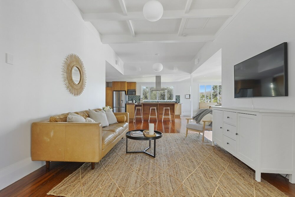 Фото Grey Lynn - Grandeur - Cafe Lifestyle