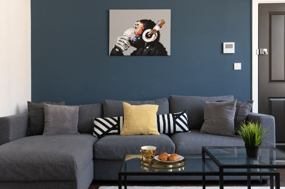 Фото Home. ly London Liverpool Str Apartments