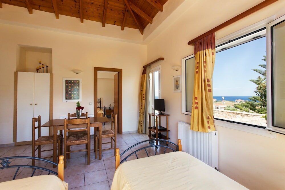 Фото Hotel Xifoupolis