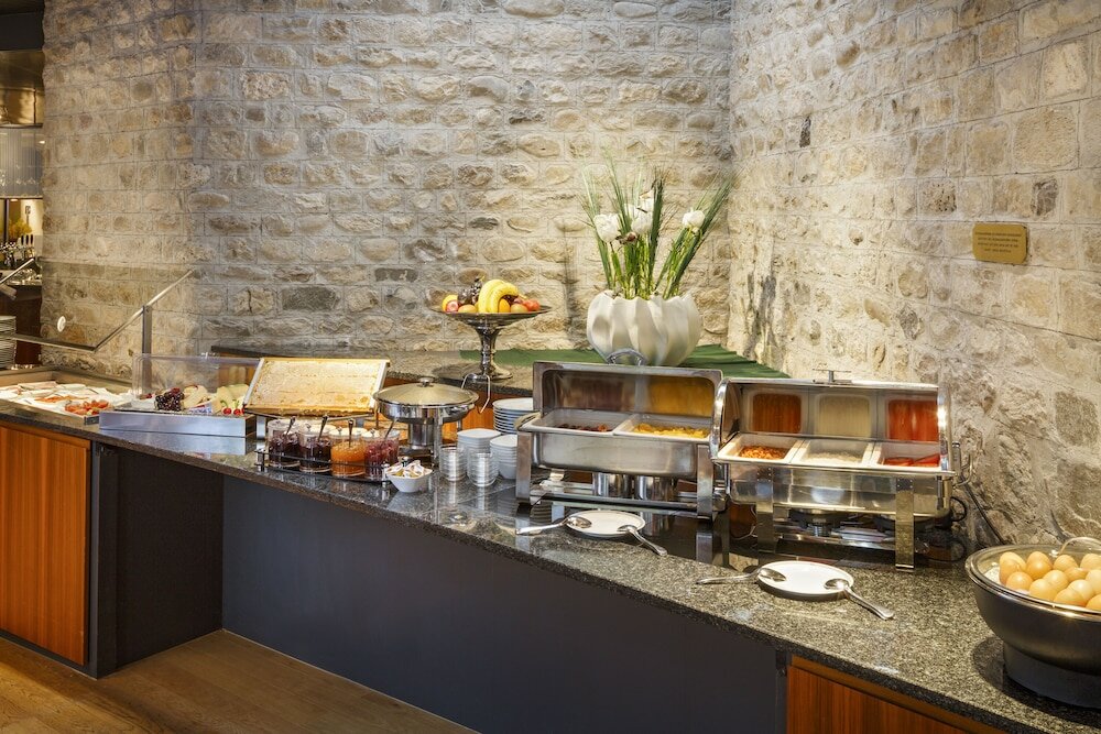 Фото Ramada by Wyndham Baden Hotel du Parc