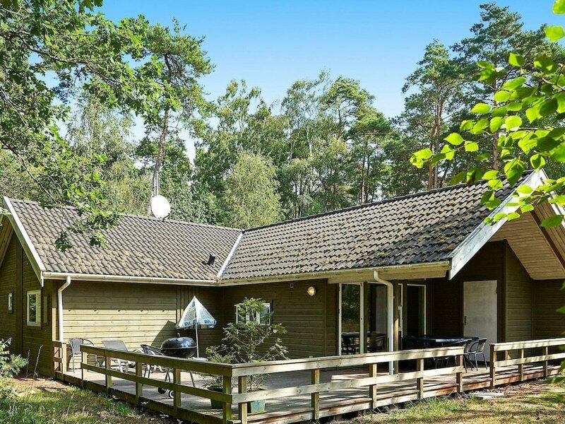 Гостиница 8 Person Holiday Home in Nexo