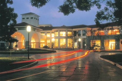 Фото Hongqiao State Guest Hotel Shanghai