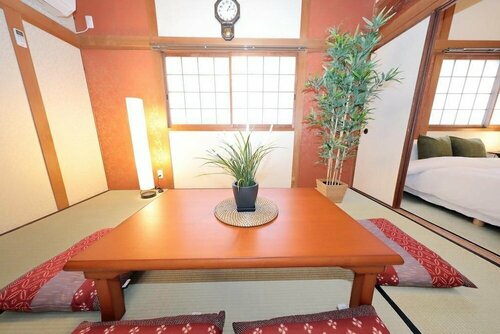 Гостиница Omotenashi House Hanazono Part 1 - 193-2 в Осаке