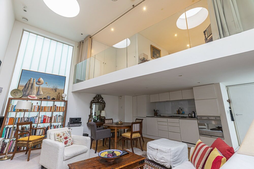 Фото Altido Artsy Studio Flat in Fulham near River Thames