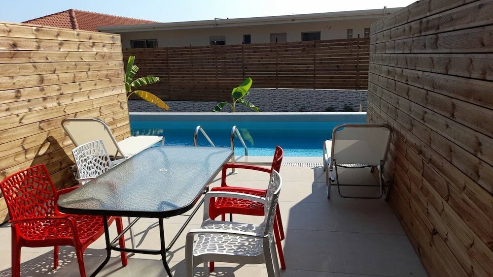 Фото Kozanos Suites with Private Pool