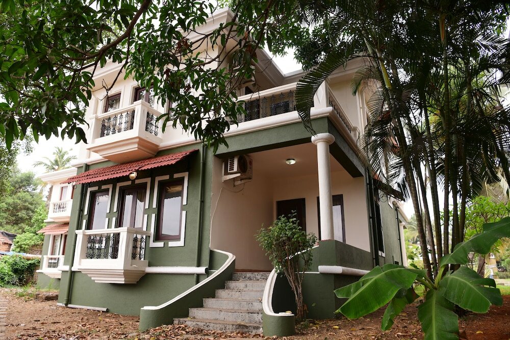 Фото White Square Nirvana, Parra