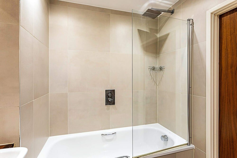 Фото Gorgeous Westminster Flat