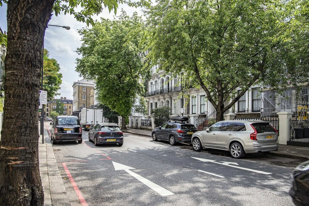 Фото Bright Chelsea Garden Nest
