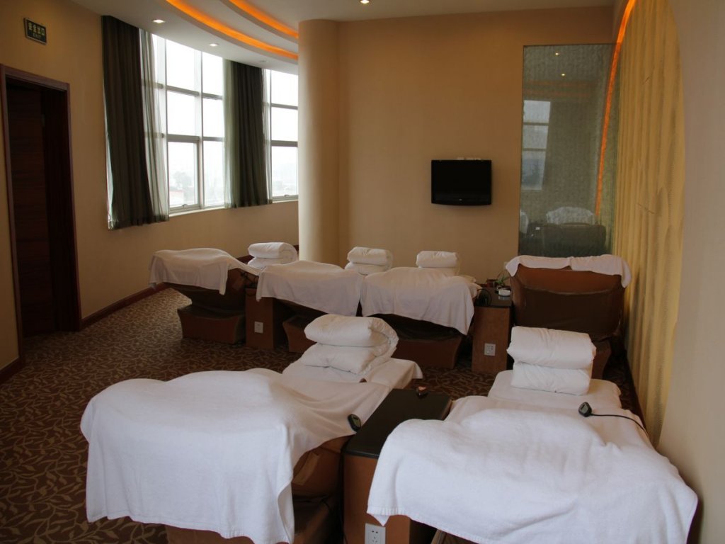 Фото Jiangsu Cuipingshan Hotel