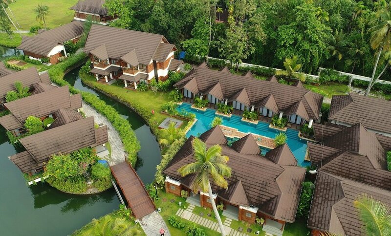 Гостиница Gokulam Grand Resort & SPA