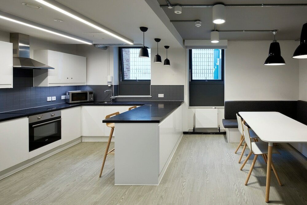 Фото Astor College