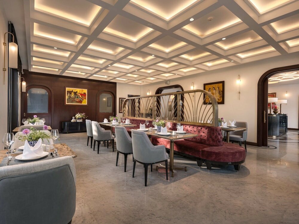 Фото Elegant Mansion 88