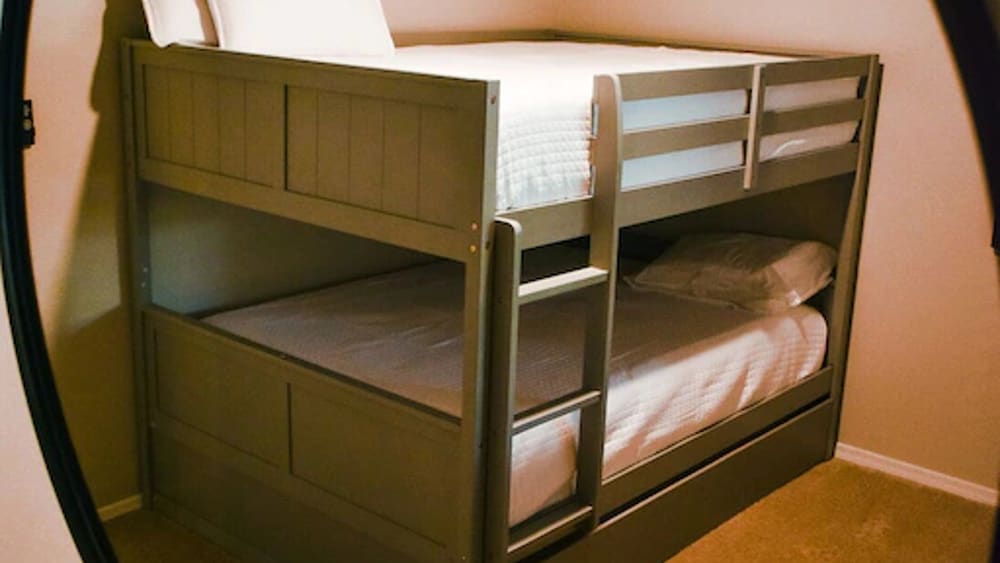 Фото 4-bdrm Vacation Dream Home W/backyard Paradise!