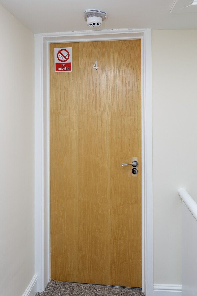 Фото St Mary's Modern Central Huge Studio Apartments