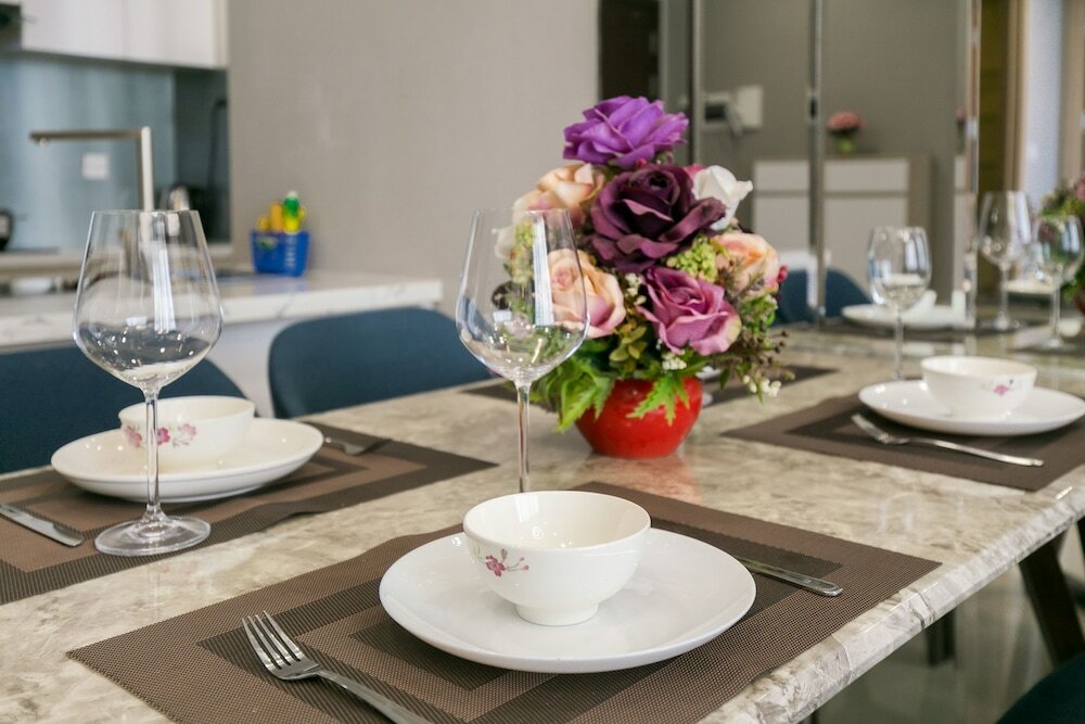 Фото Kyn Apartment Rivergate Residence