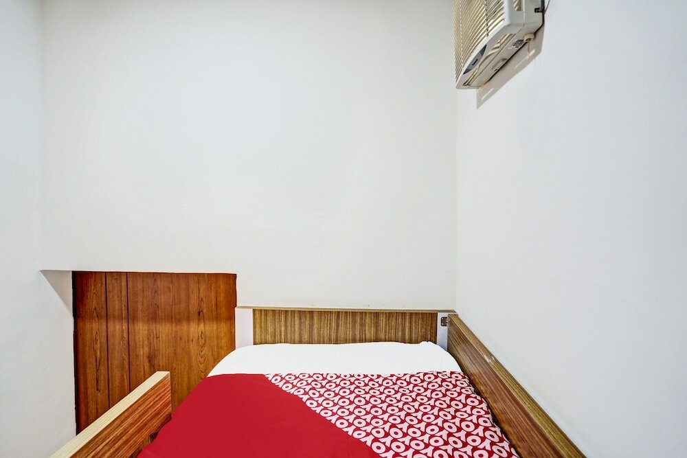 Фото OYO 92435 Sunlo Cozy Home Family Homestay Syariah