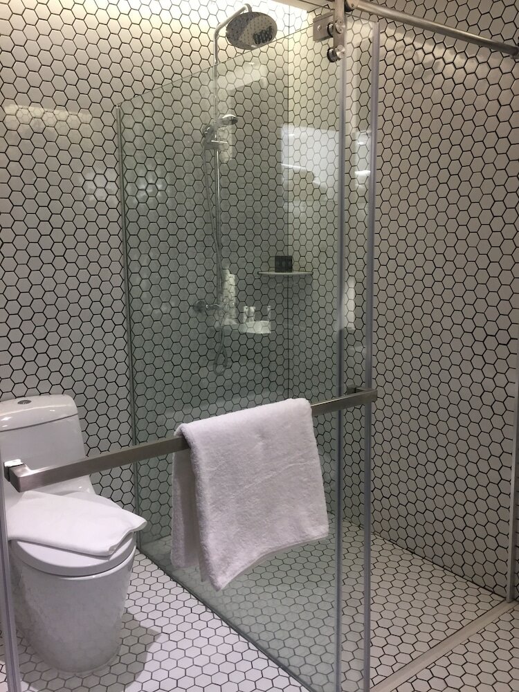 Фото M Roof Hotel & Residences