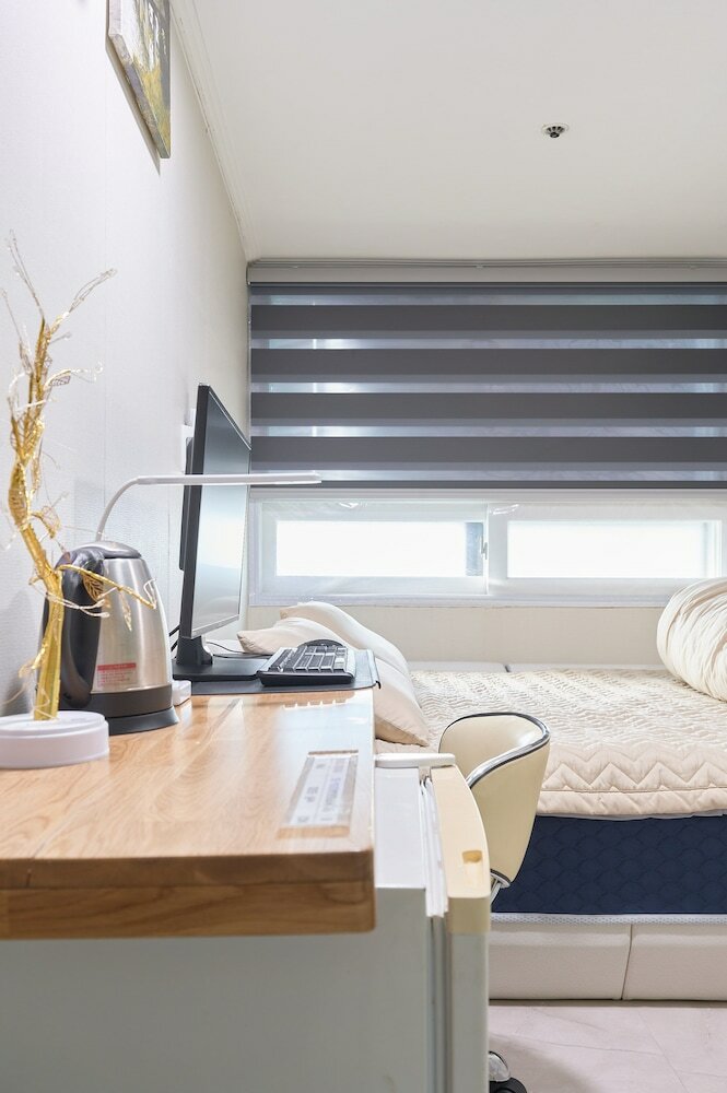 Фото Snowflower Guesthouse