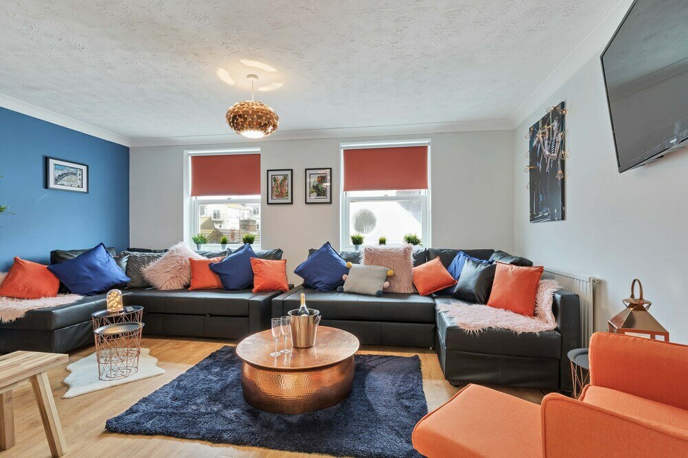 Фото Seabright Townhouse by My Getaways Parking for one car