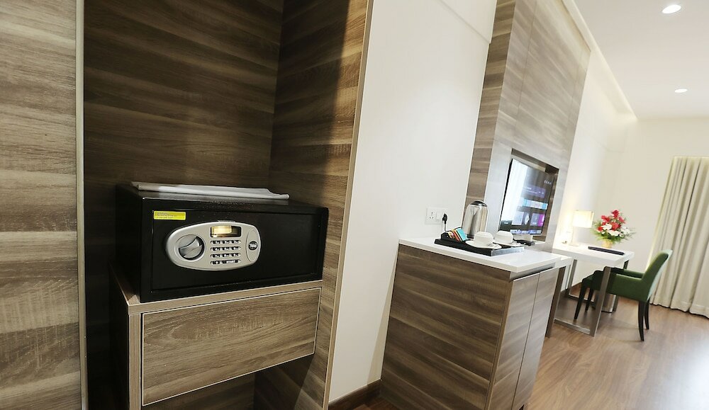 Фото Pharos Hotels