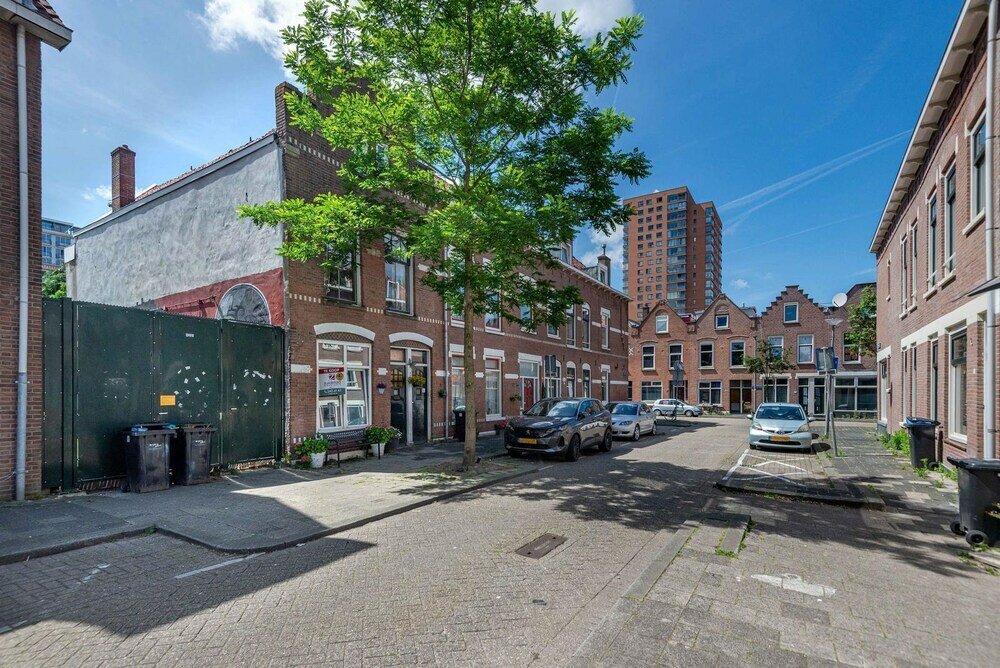 Фото The Diesel Bed and Breakfast