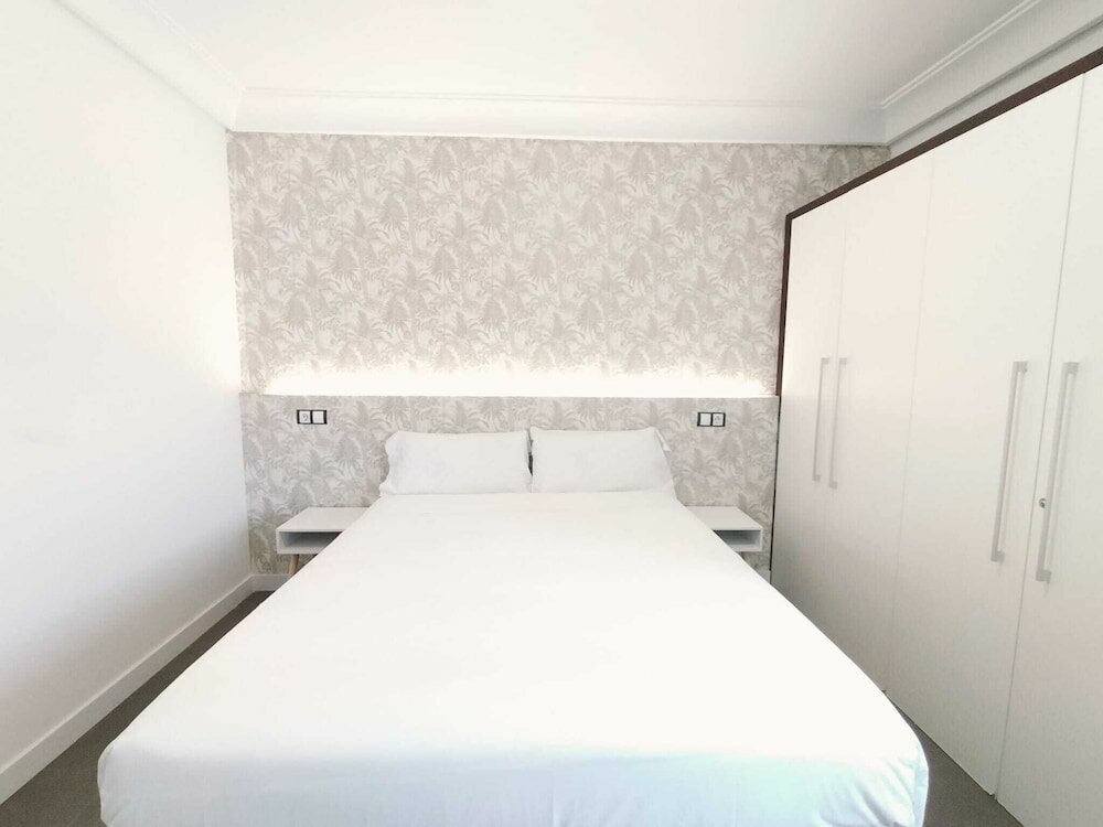 Фото Hostal Gonzala by gaiarooms