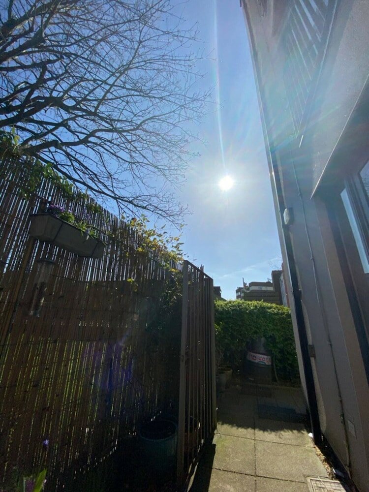 Фото Homely 1 Bedroom Apartment in South East London