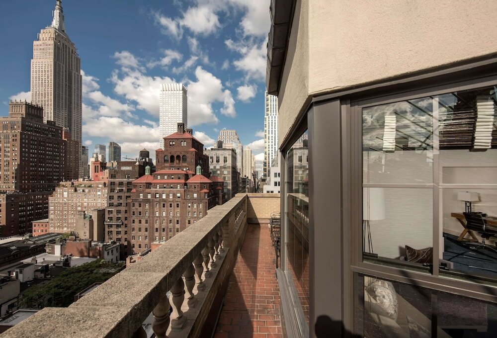 Фото 70 Park Avenue Hotel