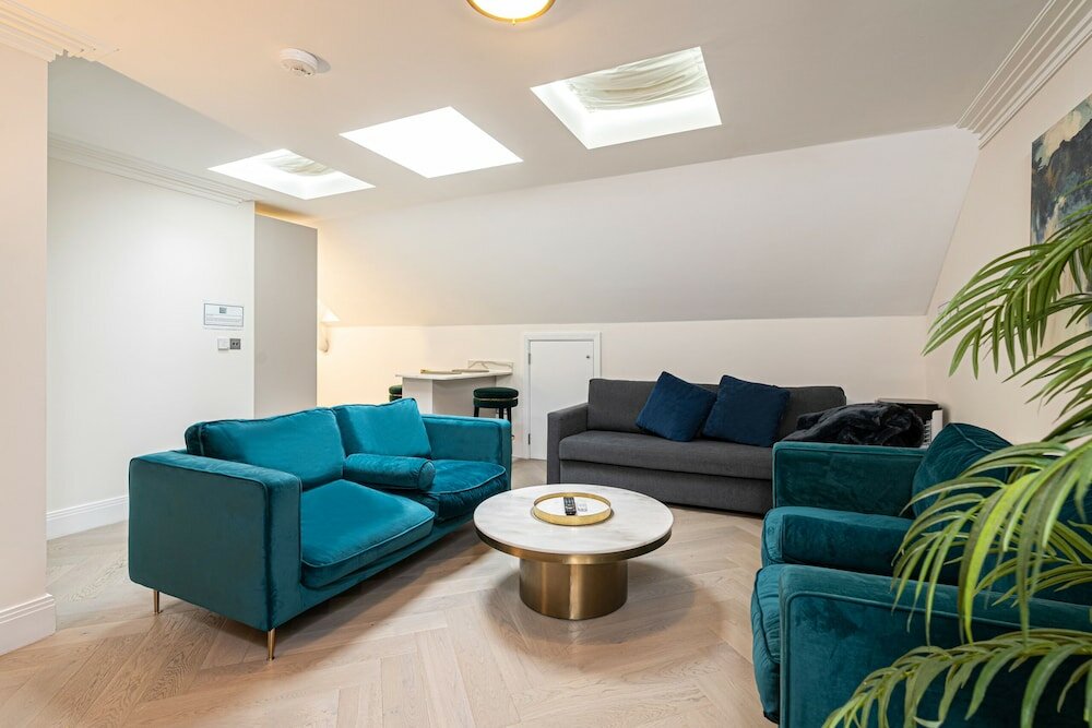 Фото Luxury Apartments Near Harrods and the Science Museum