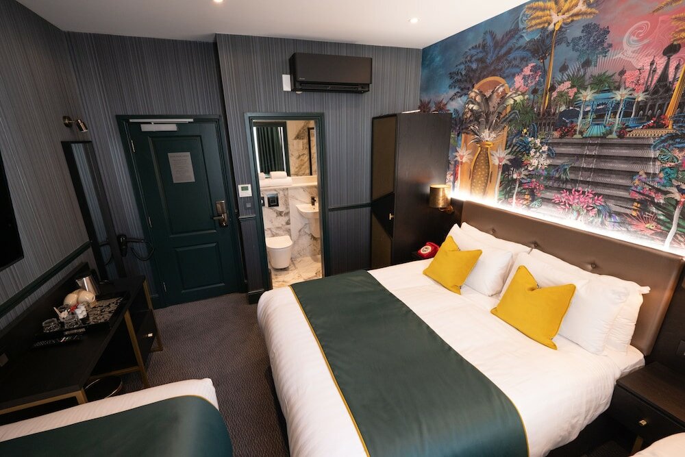 Фото Hyde Park Green