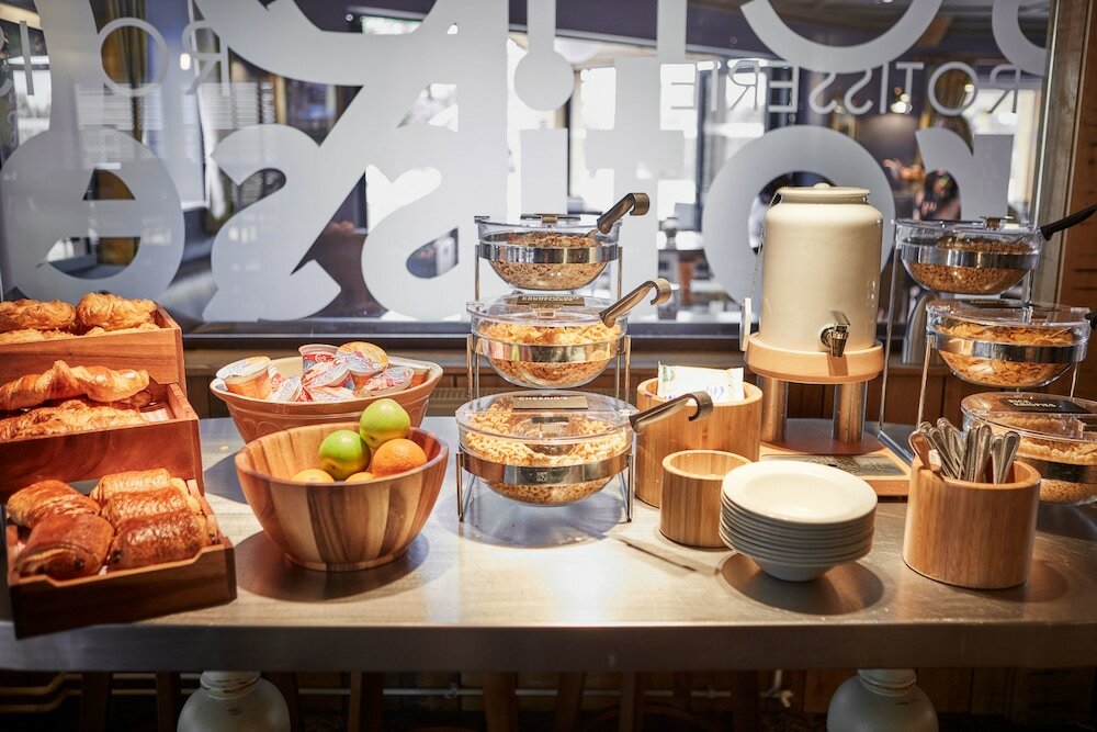 Фото Green Lodge, Wirral by Marston's Inns