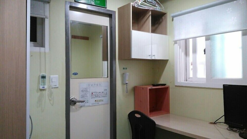 Фото Happy House Jongno