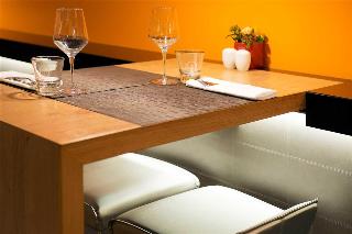 Фото Novotel Rotterdam Schiedam