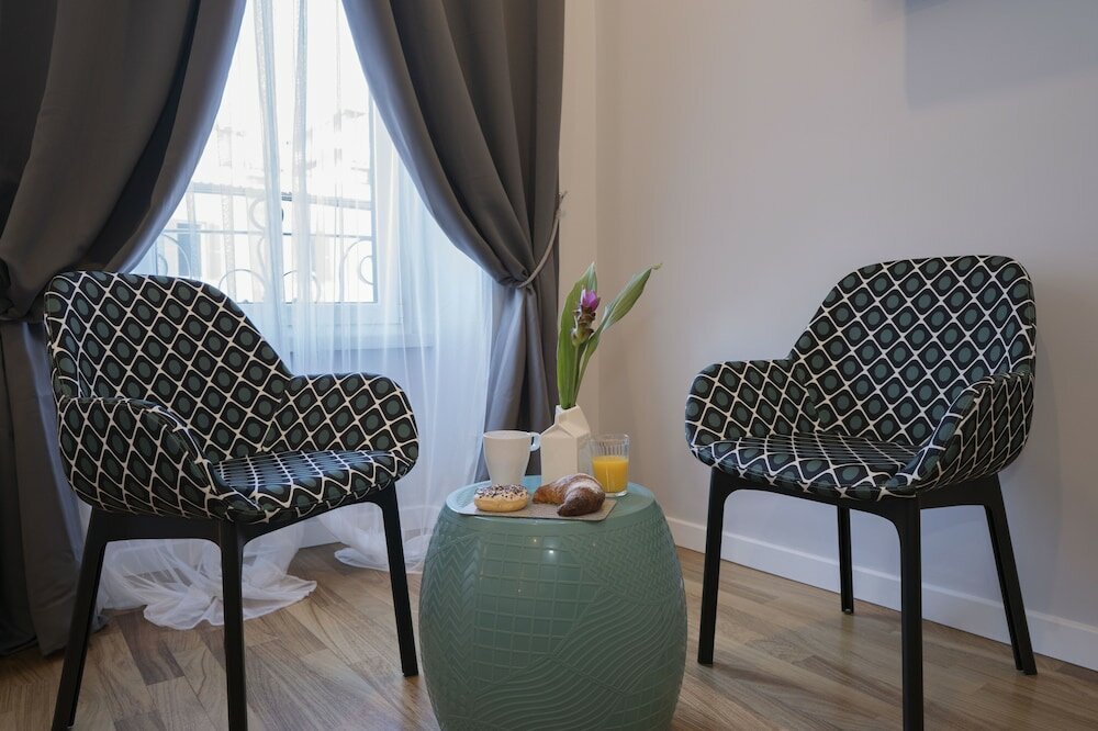 Фото Delsi Inn Piazza di Spagna 32