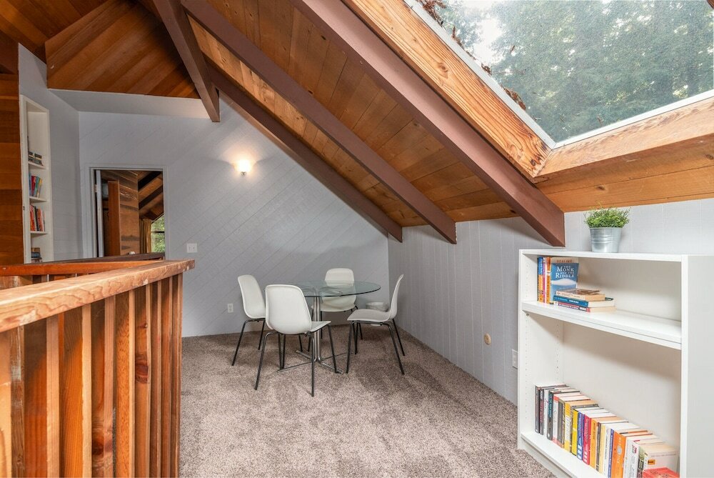 Фото Cozy Treehouse