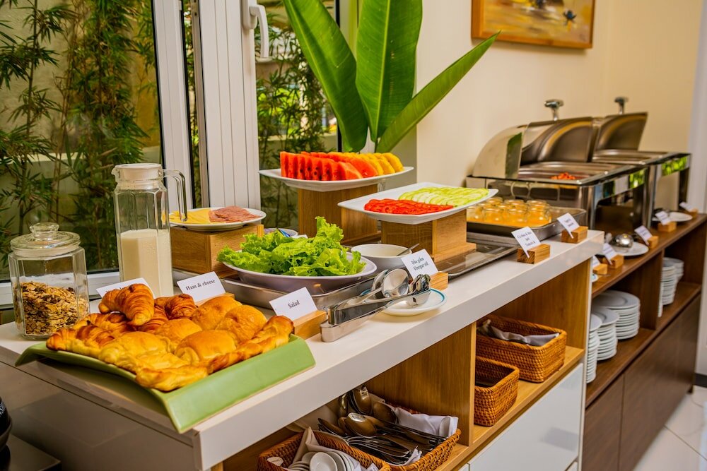 Фото Hoi An Merrily De Art Hotel