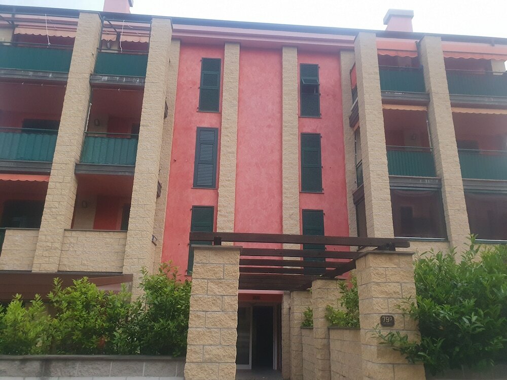 Фото All Inclusive Deluxe Penthouse Studio