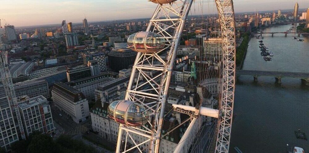 Фото Modern 2 Bedroom Lewisham Apartment