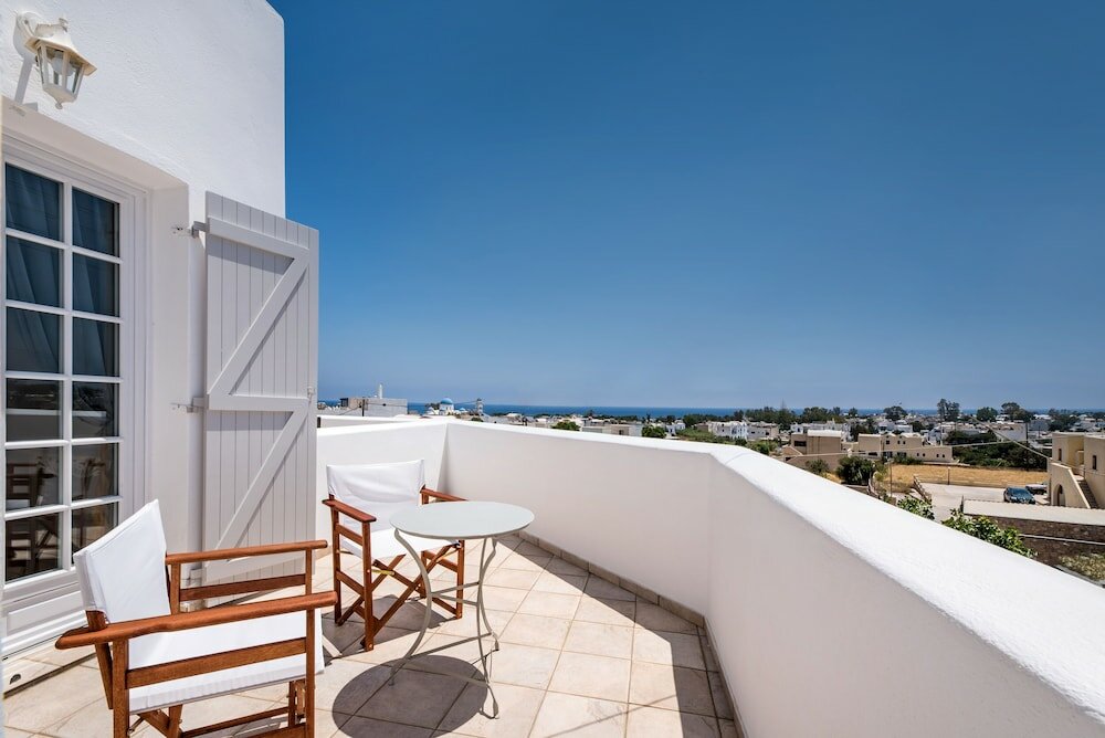 Фото LavaRock Villa