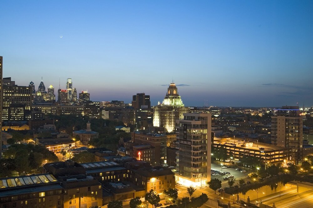 Фото Hilton Philadelphia at Penn's Landing