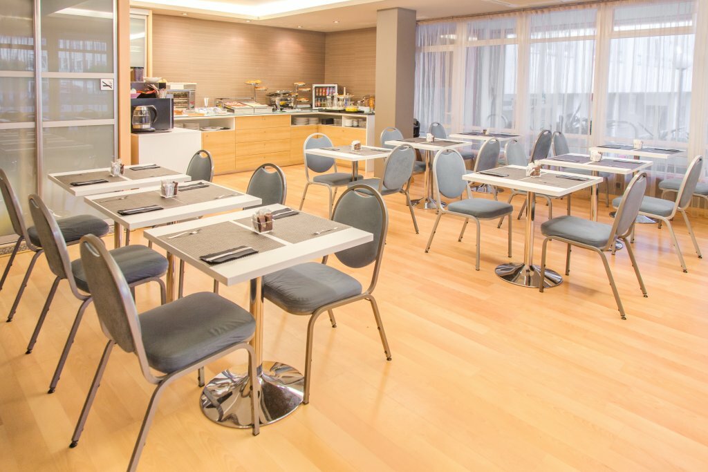 Фото Hotel Avenida