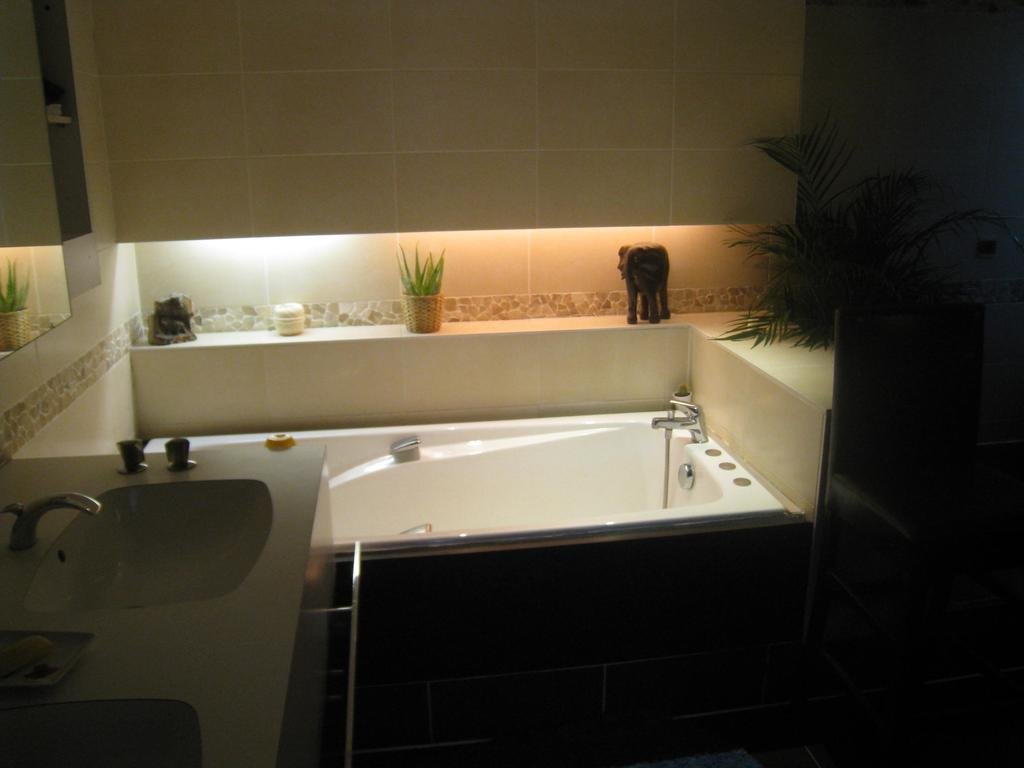 Фото Suite Chez L'habitant