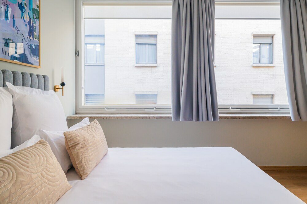 Фото Milan Adore