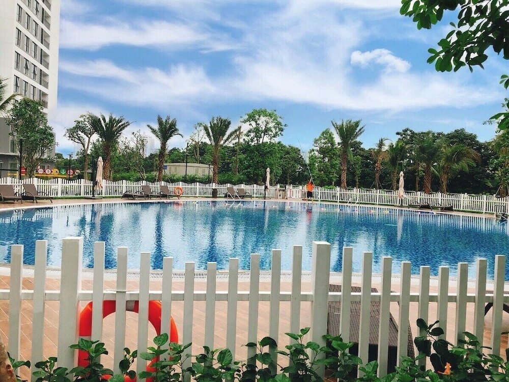 Фото Canh Apartment in Vinhomes Green Bay