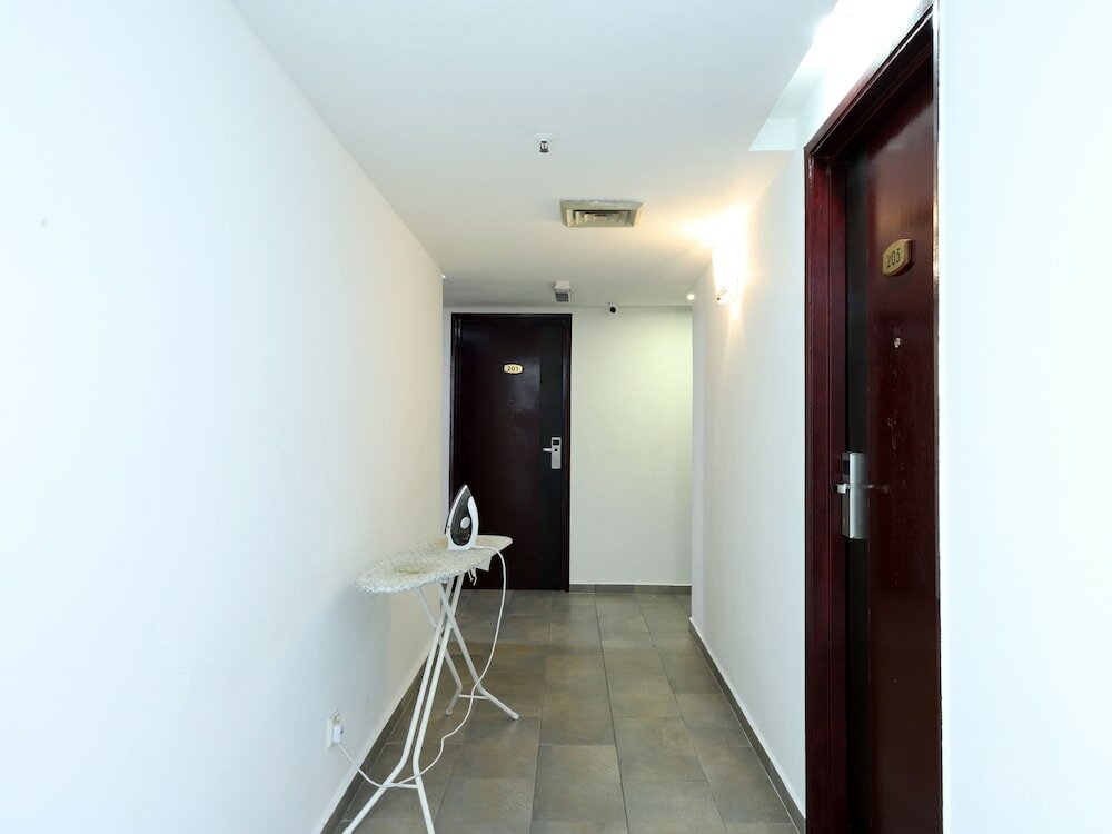 Фото Oyo 1045 Azimuth Hotel