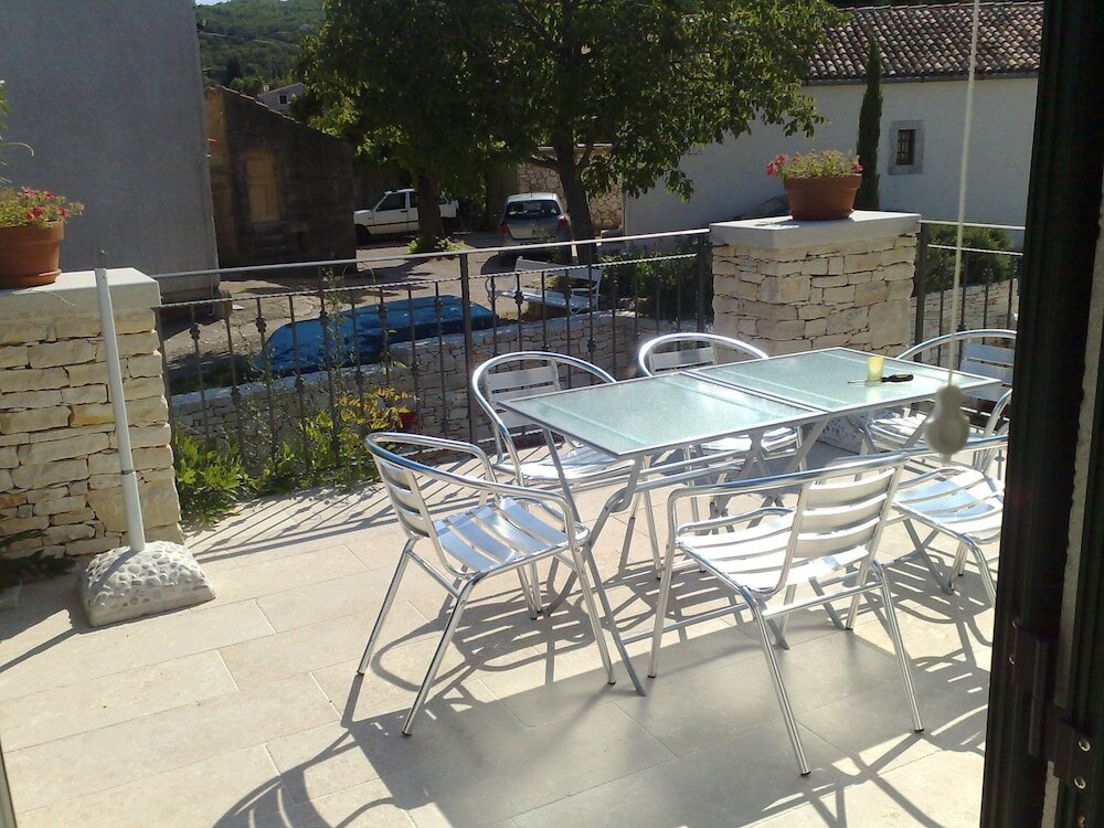 Фото Villa Brumnic Apartments